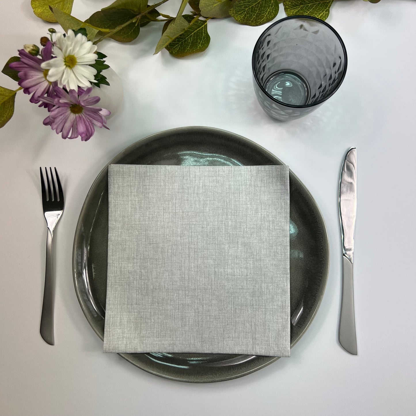 Servilleta Diferenttela Easy Gris Claro 40x40cm (600 unidades)